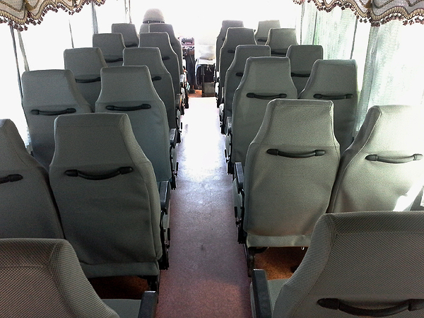 Аренда автобуса на 27-35 мест: вид салона